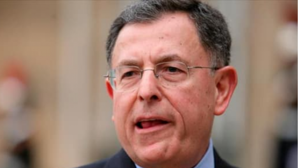 السنيورة: لوقف الاشتباكات فورا في عين الحلوة وما تتعرض له صيدا لا يمكن القبول به