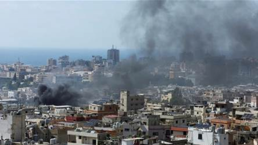 الوضع ينفجر في “عين الحلوة”.. إليكم آخر مستجدات “المخيم”