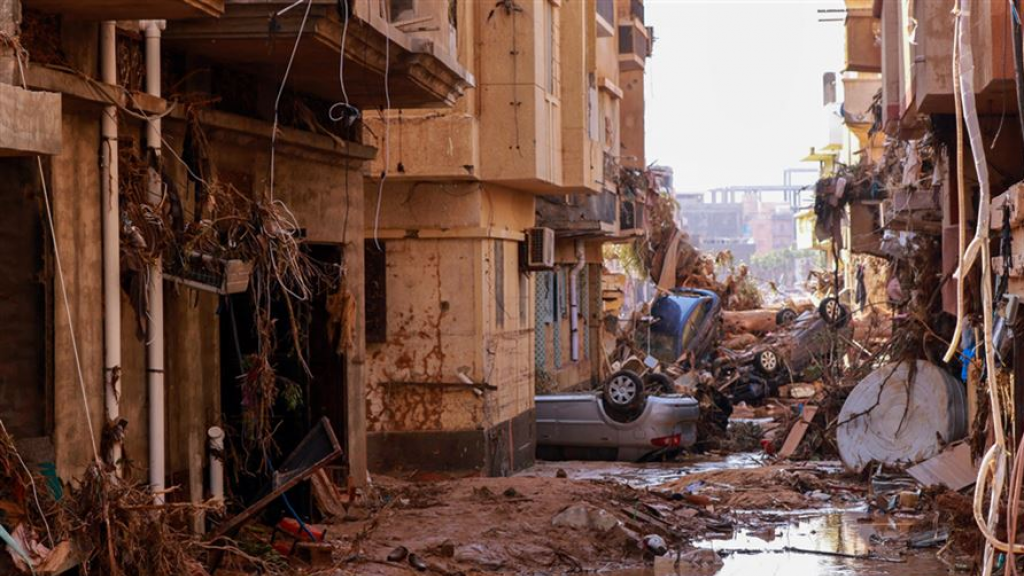 سيول ليبيا... عدد الناجين لم يتخطّى الألف شخص