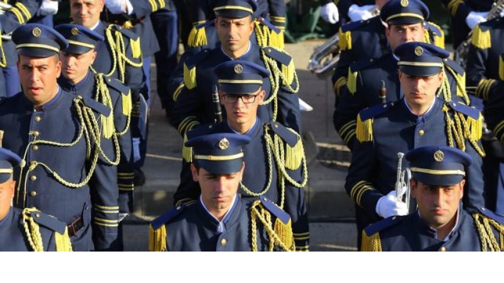 قيادة الجيش تعلن عن تطويع تلامذة ضباط