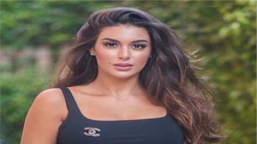 ياسمين صبري تكشف سر الطائرات الخاصة و إطلالاتها الباهظة