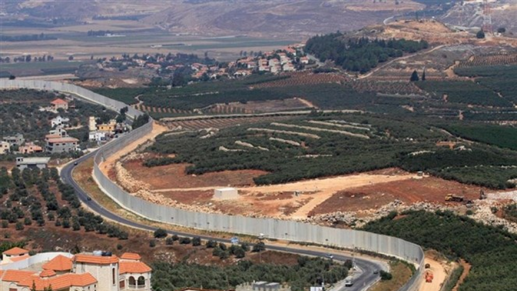 انتشار كثيف للجيش على الحدود مع فلسطين المحتلة