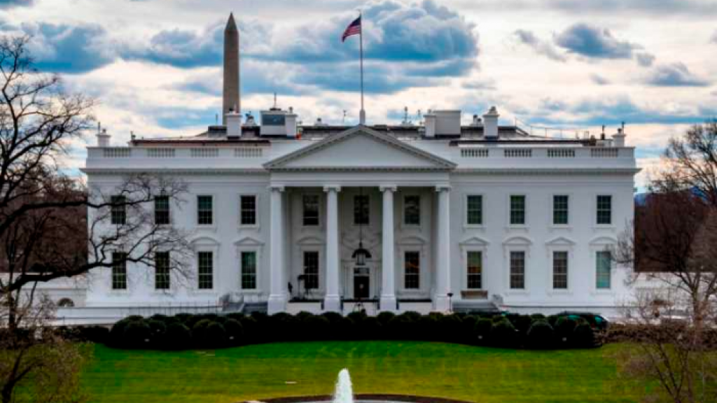البيت الأبيض: صلوات الرئيس الأميركي جو بايدن مع عائلة مصور تلفزيون 
