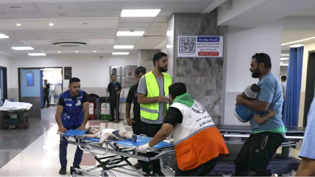 وزارة الصحة: مقتل 300 فلسطيني وإصابة 800 آخرين معظمهم أطفال ونساء خلال الـ24 ساعة الماضية