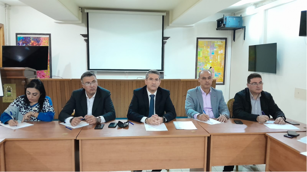 محافظ البقاع مترئساً اجتماعا للجنة إدارة مخاطر الكوارث