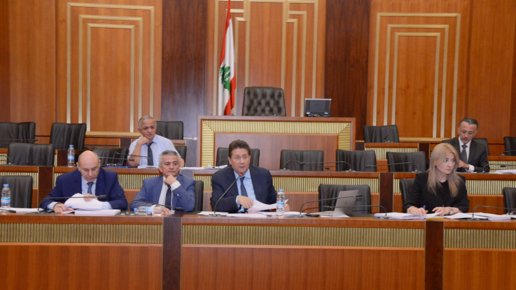 لجنة المال ستستمع لمصرف لبنان عن سعر الصرف وامكانية توحيده