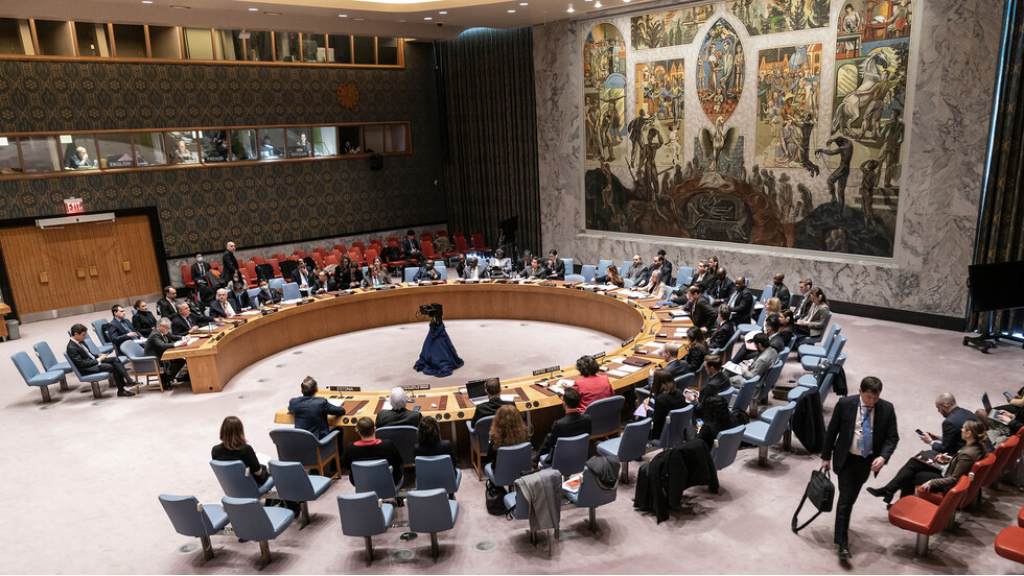 مندوب الصين لدى الأمم المتحدة يقاطع مندوب إسرائيل خلال جلسة لمجلس الأمن ويطالبه بإظهار الاحترام