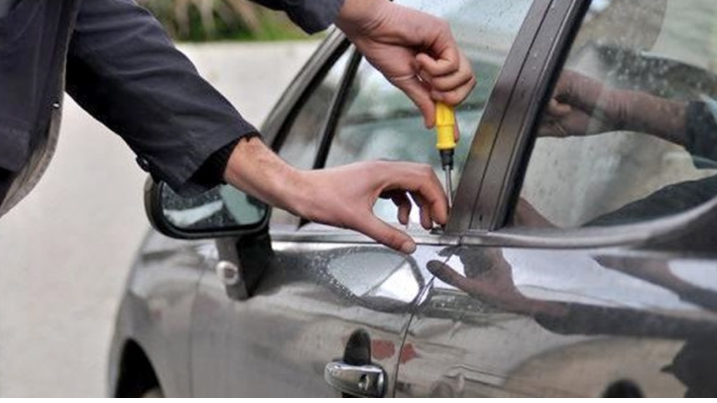 قوى الامن: توقيف شخص سرق سيارة من برج حمود 