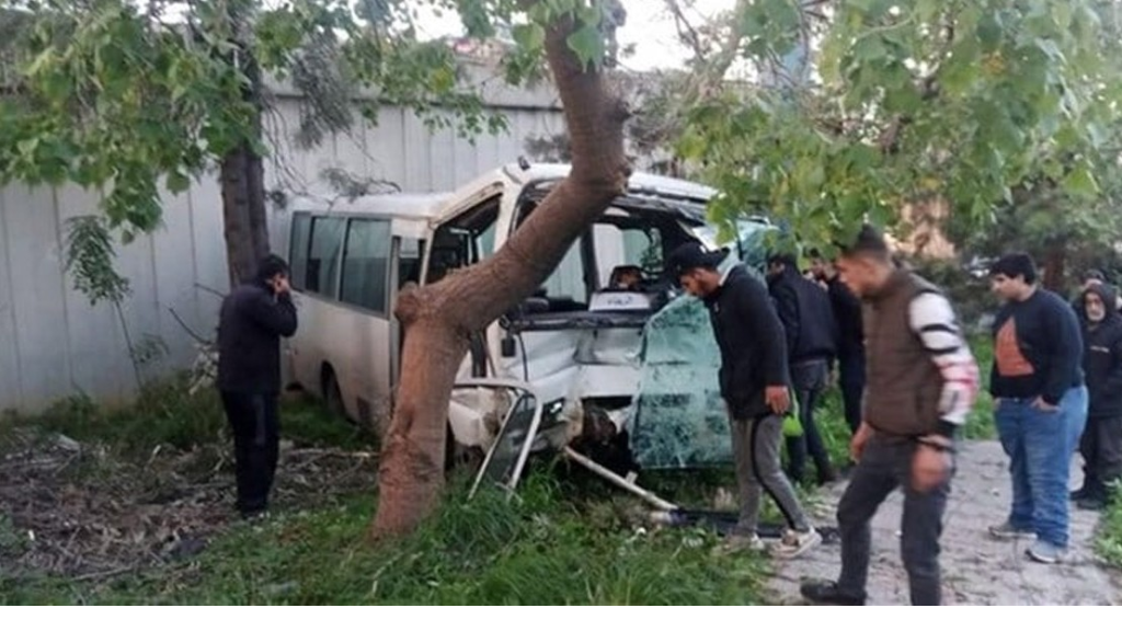 عدد كبير من الجرحى في انقلاب باص في ضبية