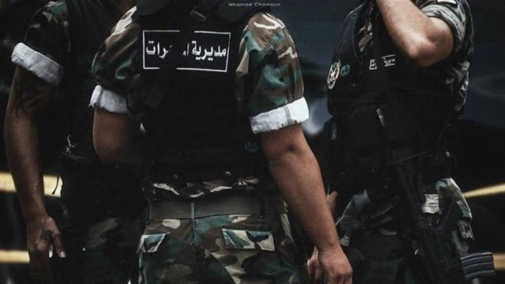 دورية من مخابرات الجيش تلقي القبض على مشتبه به بالتعامل مع العدو