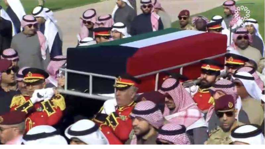 بالصور- الكويت تودّع “أميرها”