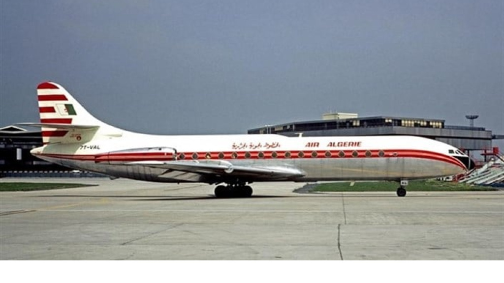 الطائرة الاولى للخطوط الجوية الجزائرية تحط على ارض مطار رفيق الحريري الدولي بعد توقف لسنوات