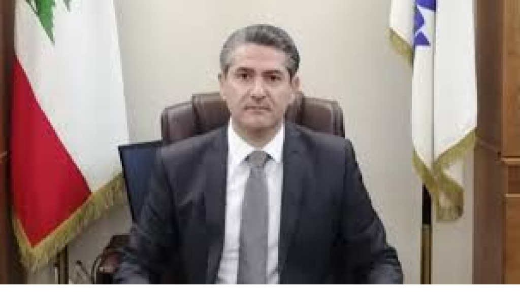 محافظ البقاع يتابع مسألة إخلاء مبنى مهدد بالسقوط