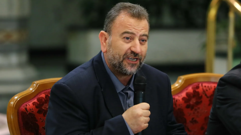 من الشخصية المستهدفة في انفجار الضاحية؟