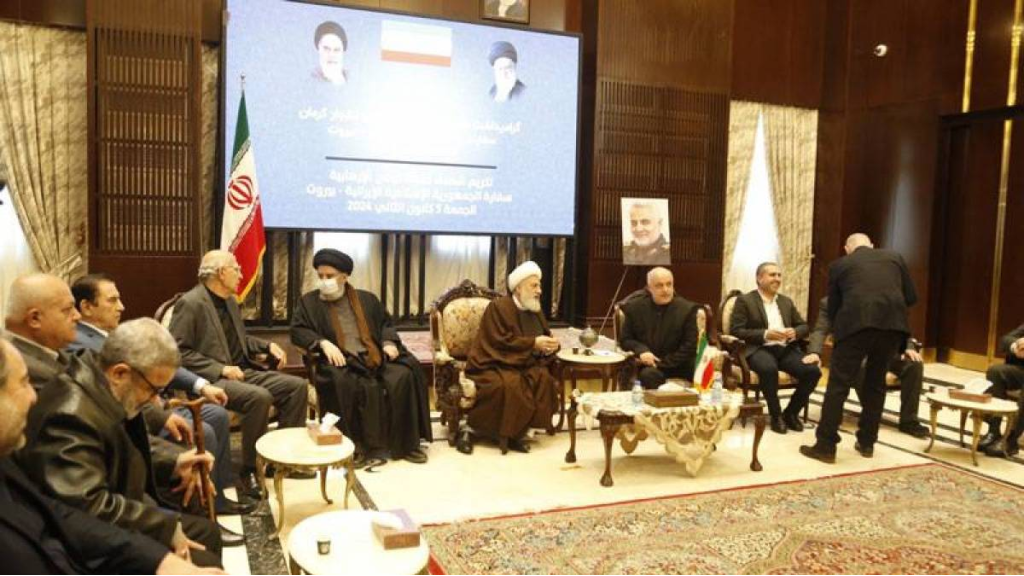 السفارة الإيرانية اختتمت سجل التعازي بشهداء التفجيرين في مدينة كرمان في مقرها الجديد