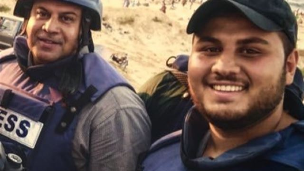 خبرٌ حزين.. بعد استهداف عائلته العدو يستهدف نجل وائل الدحدوح (بالفيديو)