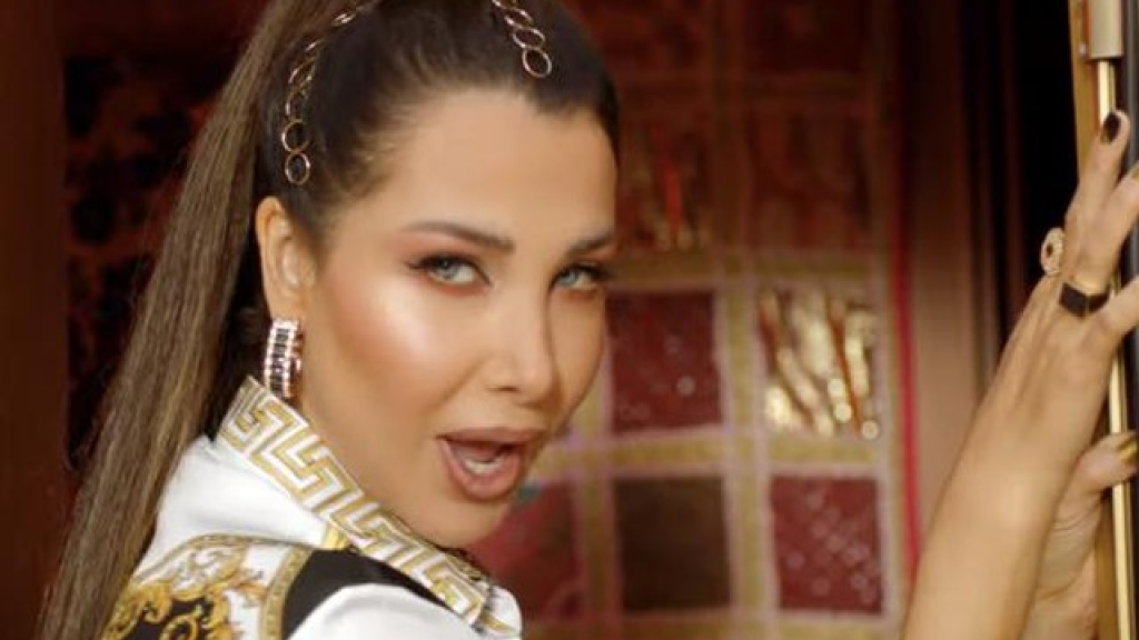 بالفيديو- نانسي عجرم توثّق أجمل لحظات استقبالها في “العلا” استعدادًا لحفلها الليلة