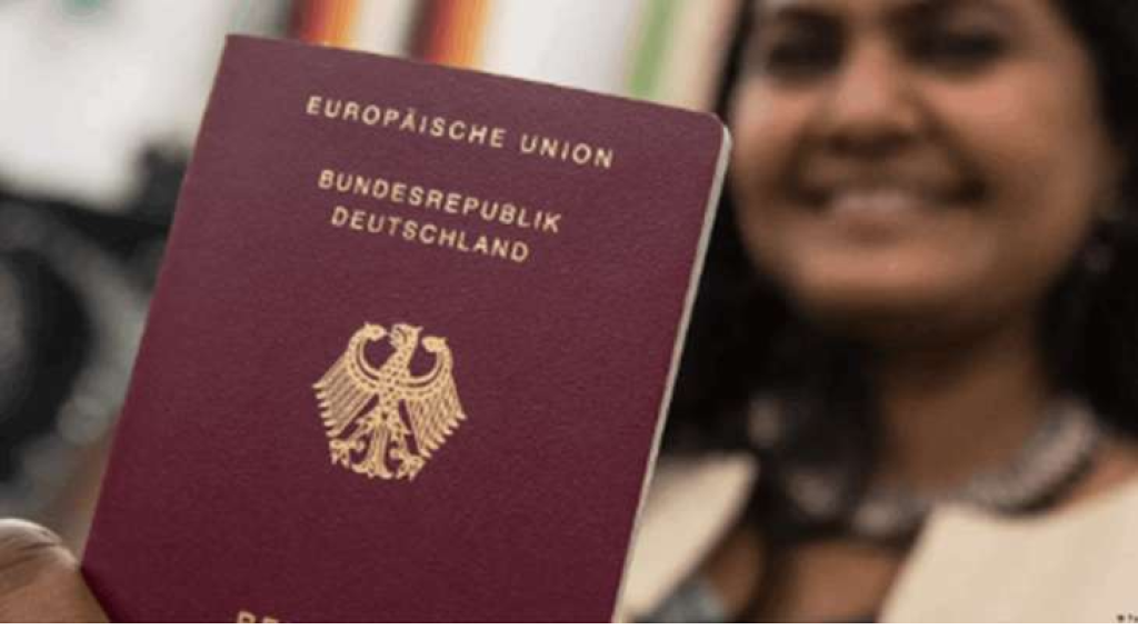 سلطات ألمانيا تقرّ قانون الجنسية الجديد لتسهيل عملية الحصول على الجنسية الألمانية للأجانب