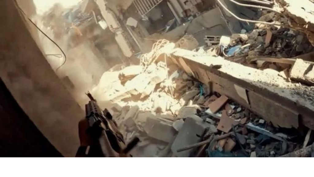 بالفيديو | عملية مركبة لـ”القسام” في المغازي.. وغنائم!