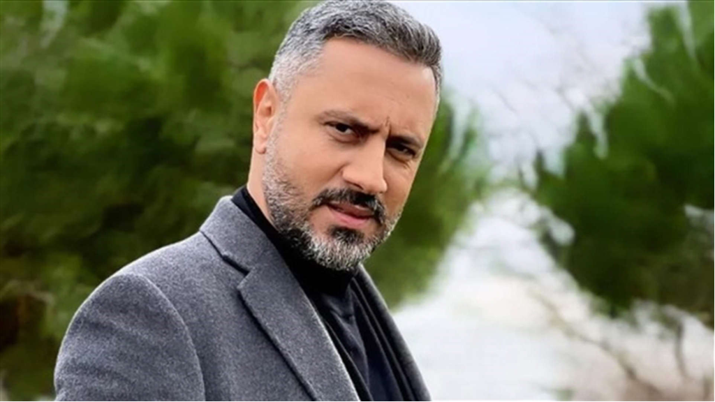  أول تعليق من قيس الشيخ نجيب بعد تعرضه لموقف محرج بسبب أنتوني هوبكنز في Joy Awards