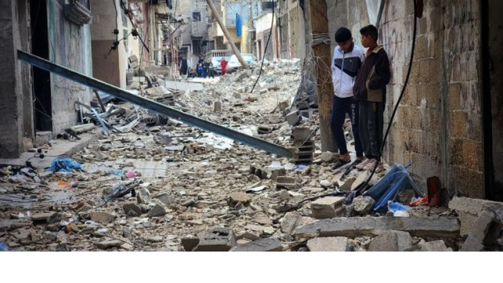 بالصور.. إستشهاد صحافيين بالقصف على غزة