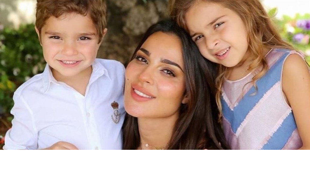 نادين نجيم تستمتع بأغنية إليسا الجديدة: “بتعبّر عن حبي لولادي