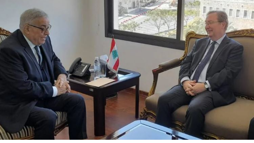 بو حبيب سلم سفير بريطانيا العظمى مذكرة احتجاج... على ماذا؟