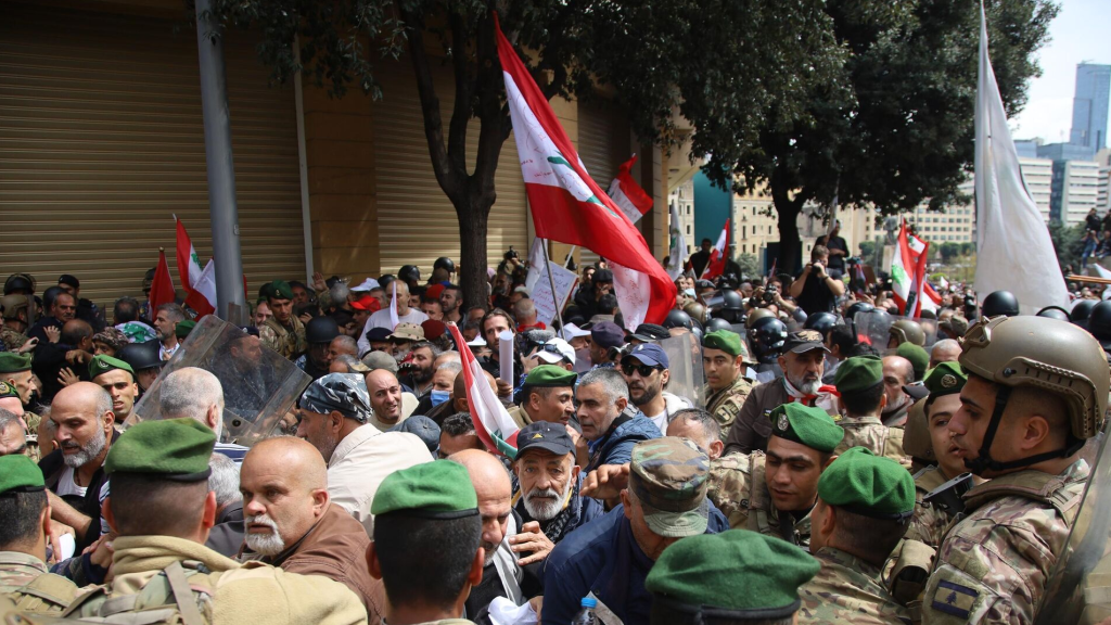 حراك المتقاعدين العسكريين: ستكونون أهدافًا مباشرة لنا