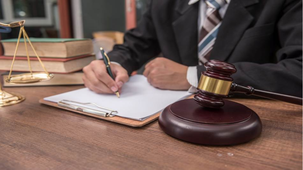 رئيس مجلس القضاء الأعلى يكلف القاضي جمال الحجار بمهام النائب العام التمييزي خلفا لعويدات  