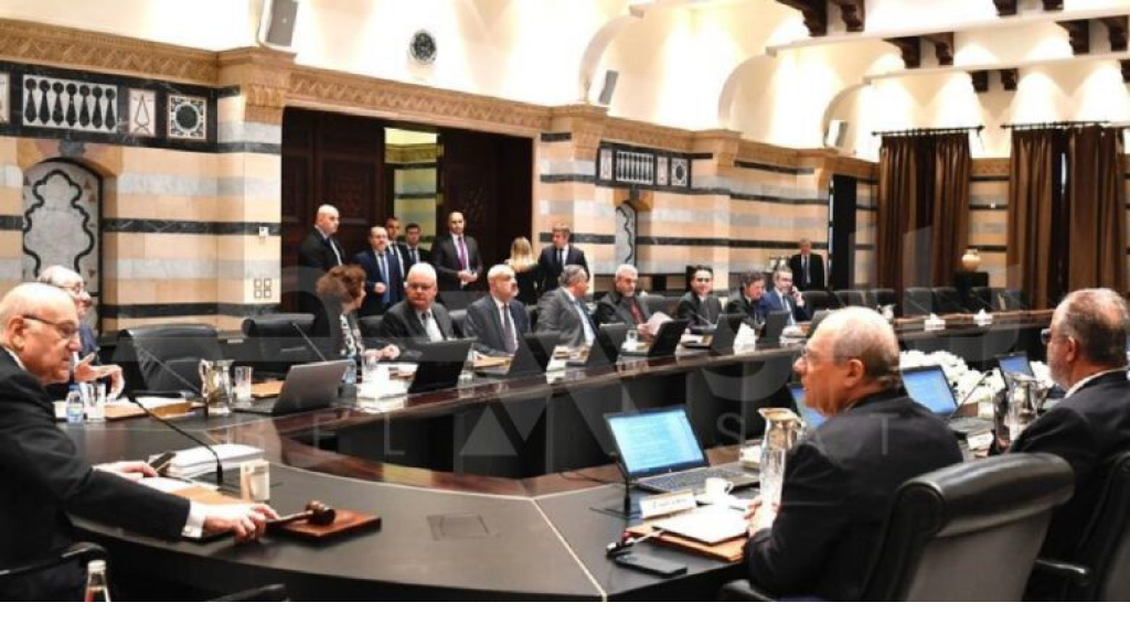 وسط دعوات لـ”التصعيد” في الشارع.. جلسة حكومية في هذا الموعد