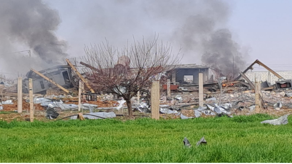 شهيدان وعدد من الجرحى نتيجة الغارة على محيط بعلبك