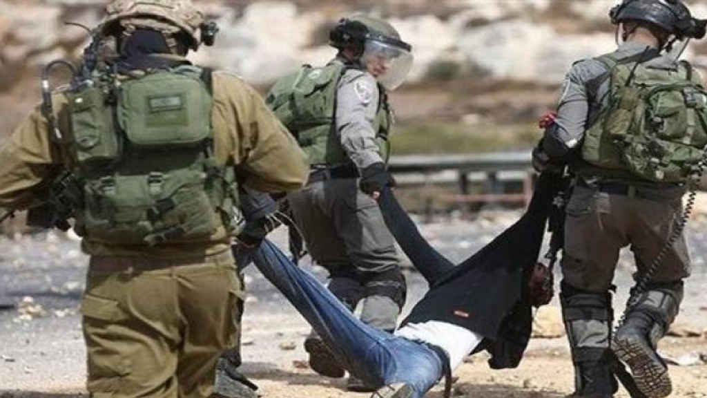 القوات الإسرائيلية اعتقلت 15 فلسطينيًا بينهم فتاة وأطفال وأسرى سابقون في الضفة الغربية