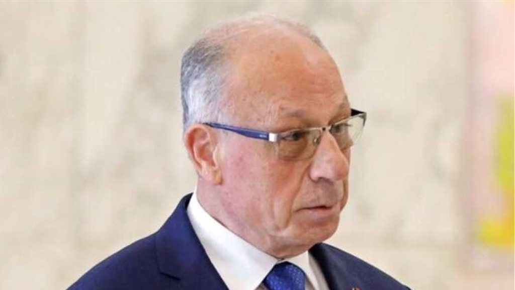 وزير الدفاع يرد على الأكاذيب!