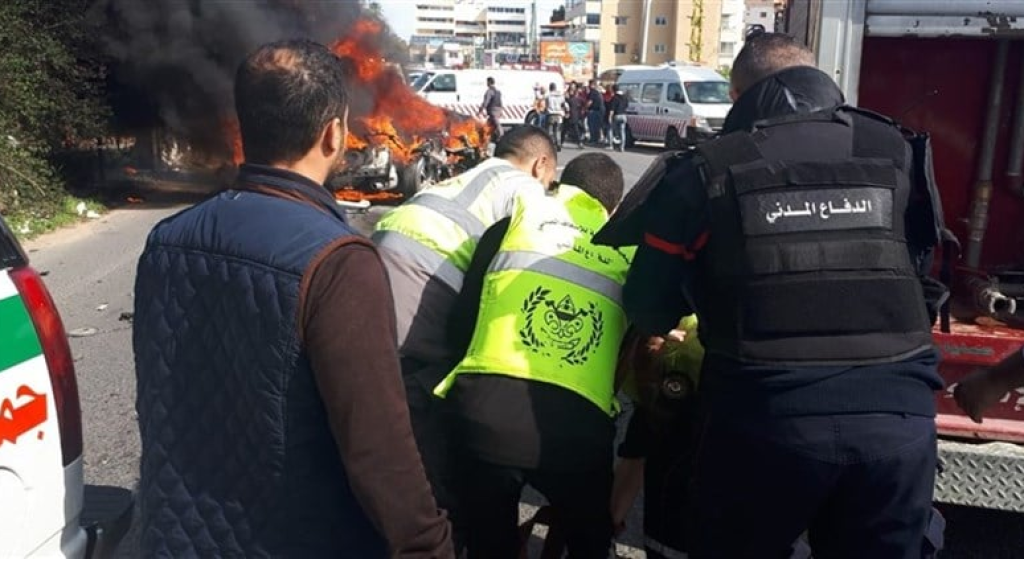 من استهدفت الغارة على السيارة في صور؟!