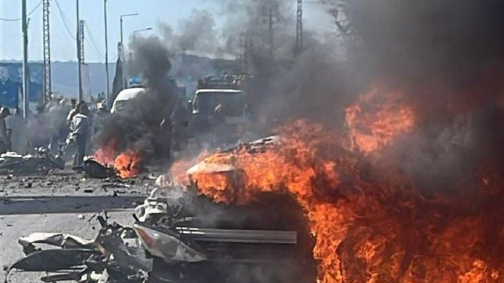 شهيدان وجريحان في الغارة على طريق صور- الحوش