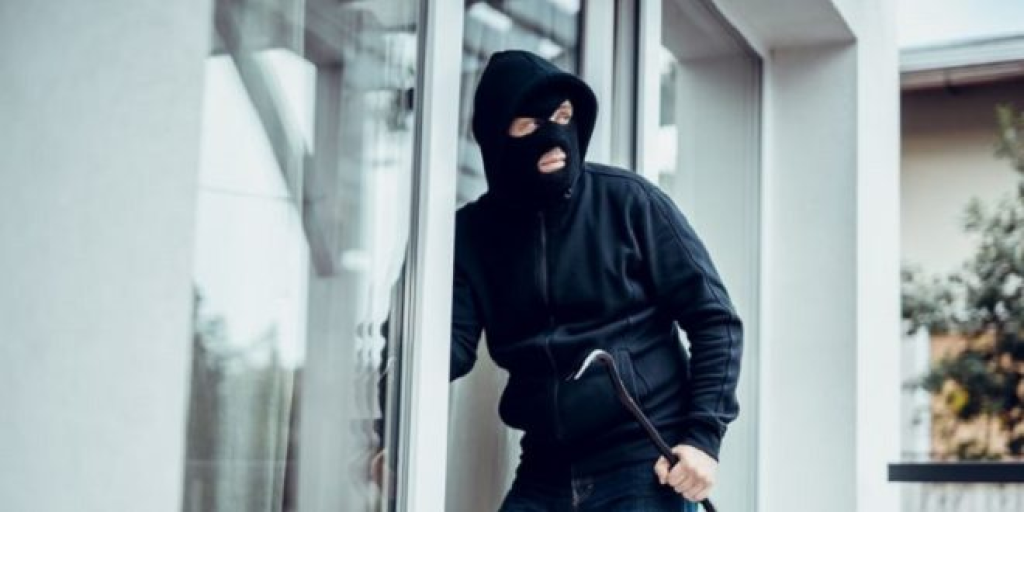 سارقا مكيفات في قضاء جزين بقبضة الأمن