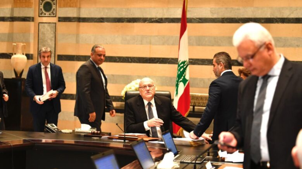 جلسة الحكومة انطلقت.. وهؤلاء هم الوزراء المشاركون فيها (صور)