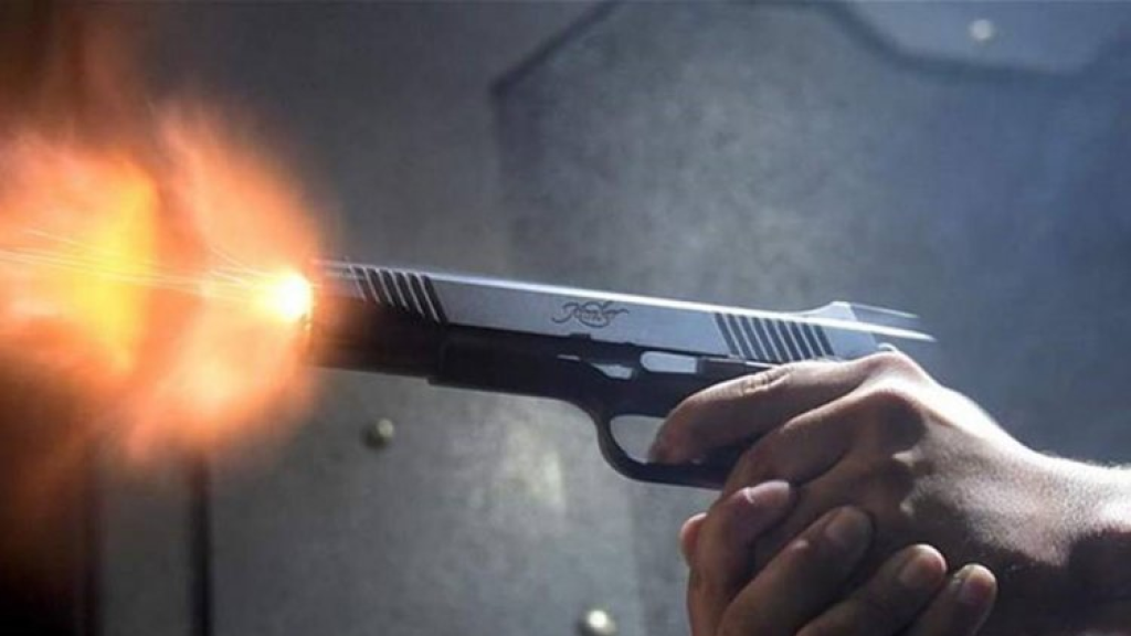 جريح في المنية بسبب خلاف على أفضلية مرور