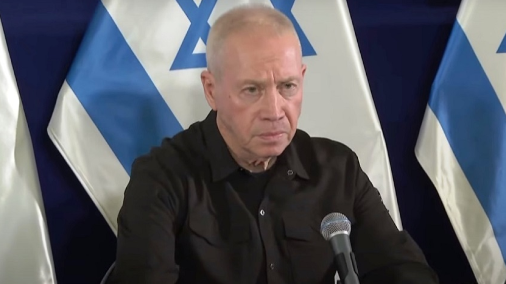 غالانت يهدد لبنان وسوريا 