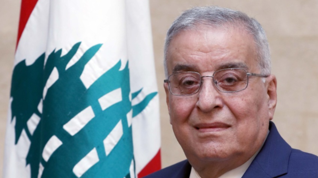 بو حبيب اتصل بنظيره الإيراني معزّيًا