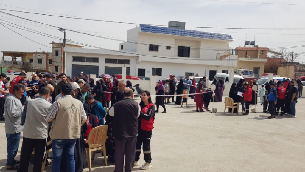 الصليب الأحمر اللبناني: توزيع حصص غذائية ونظافة وخدمات إنسانية في المناطق الحدودية في الجنوب