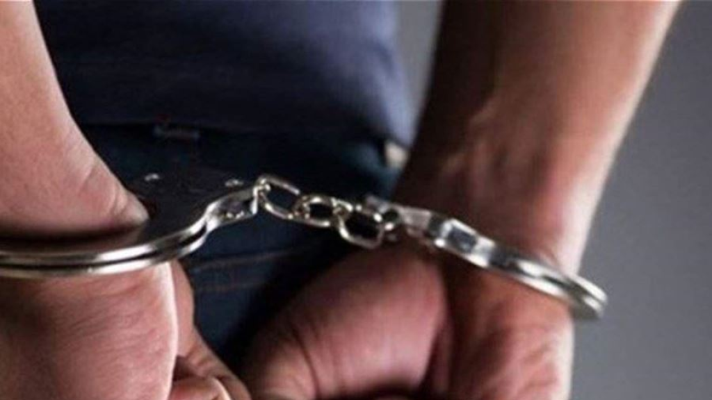 بالصورة أحد أخطر المطلوبين بقبضة قوى الأمن… في أيّ منطقة أوقفته؟