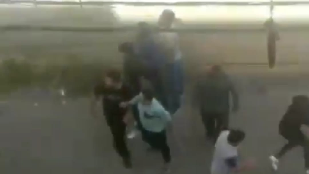 بالفيديو ـ إشكال بين نازحين سوريين في دوحة عرمون