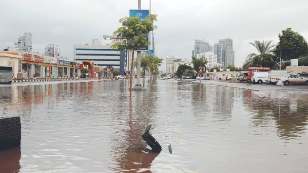 الإمارات تكشف عن إصابات مرتبطة بتلوث المياه بعد السيول
