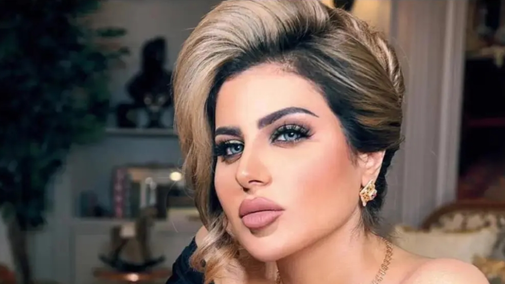 حليمة بولاند خلف القضبان. وصورها تغزو  مواقع التواصل..