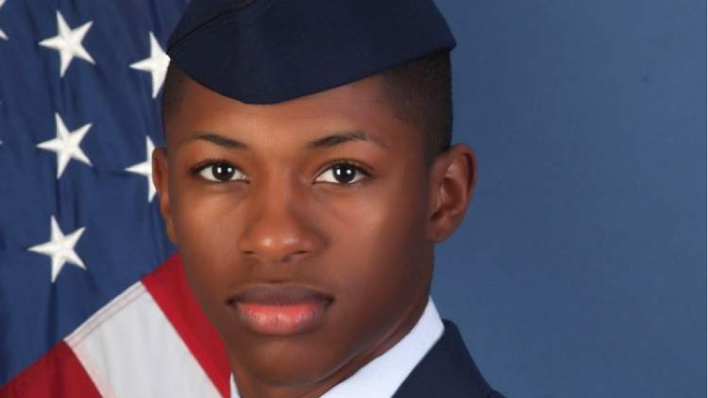 لقطات صادمة توثق مقتل طيار أمريكي أسود برصاص شرطي في فلوريدا