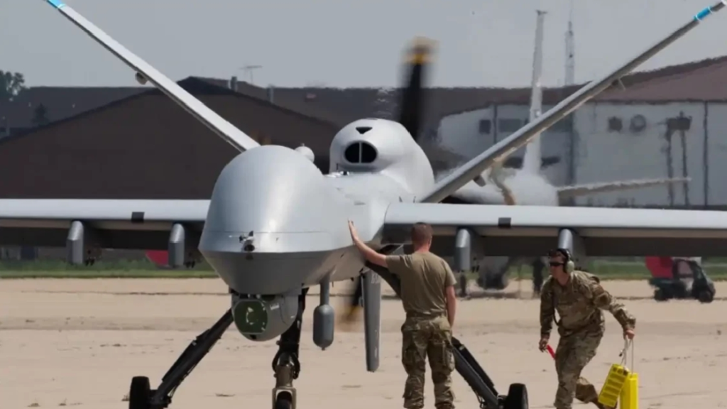 الحوثي يسقط الطائرة الأمريكية الرابعة من طراز MQ-9 Reaper بصاروخ مضاد للطائرات خلال الـ 6 أشهر الماضية (فيديو)
