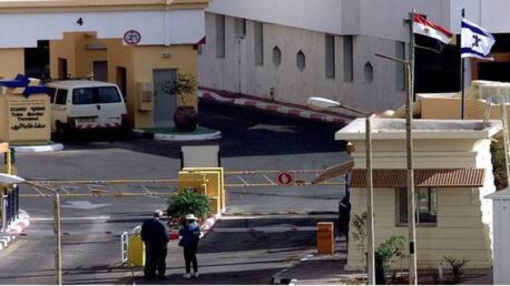 الإعلام العبري: حادث غير عادي بين الجيشين المصري 
