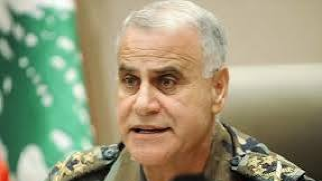 بالمستند..تجميد حسابات قائد الجيش السابق وعائلته