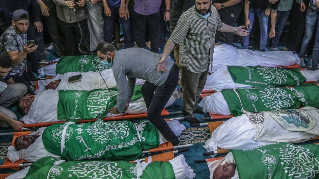 هذا ما بلغه عدد شهداء غزة لتاريخه.. 